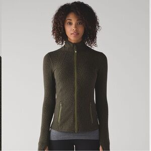 Lululemon Define Jacket in Brave Olive Size 4